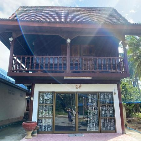 Reindeer House Wat Chedi 4 People Hotel Sichon Ngoại thất bức ảnh