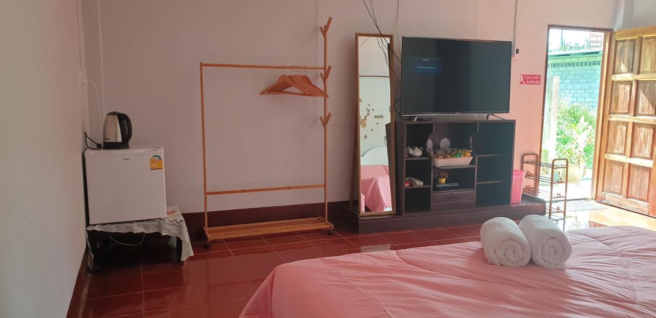 Reindeer House Wat Chedi 4 People Hotel Sichon Ngoại thất bức ảnh